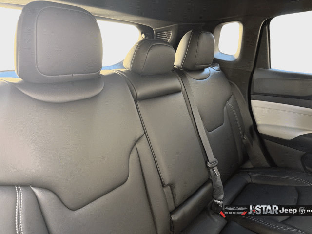 New 2026 Jeep Compass Limited AWD/4WD image 30