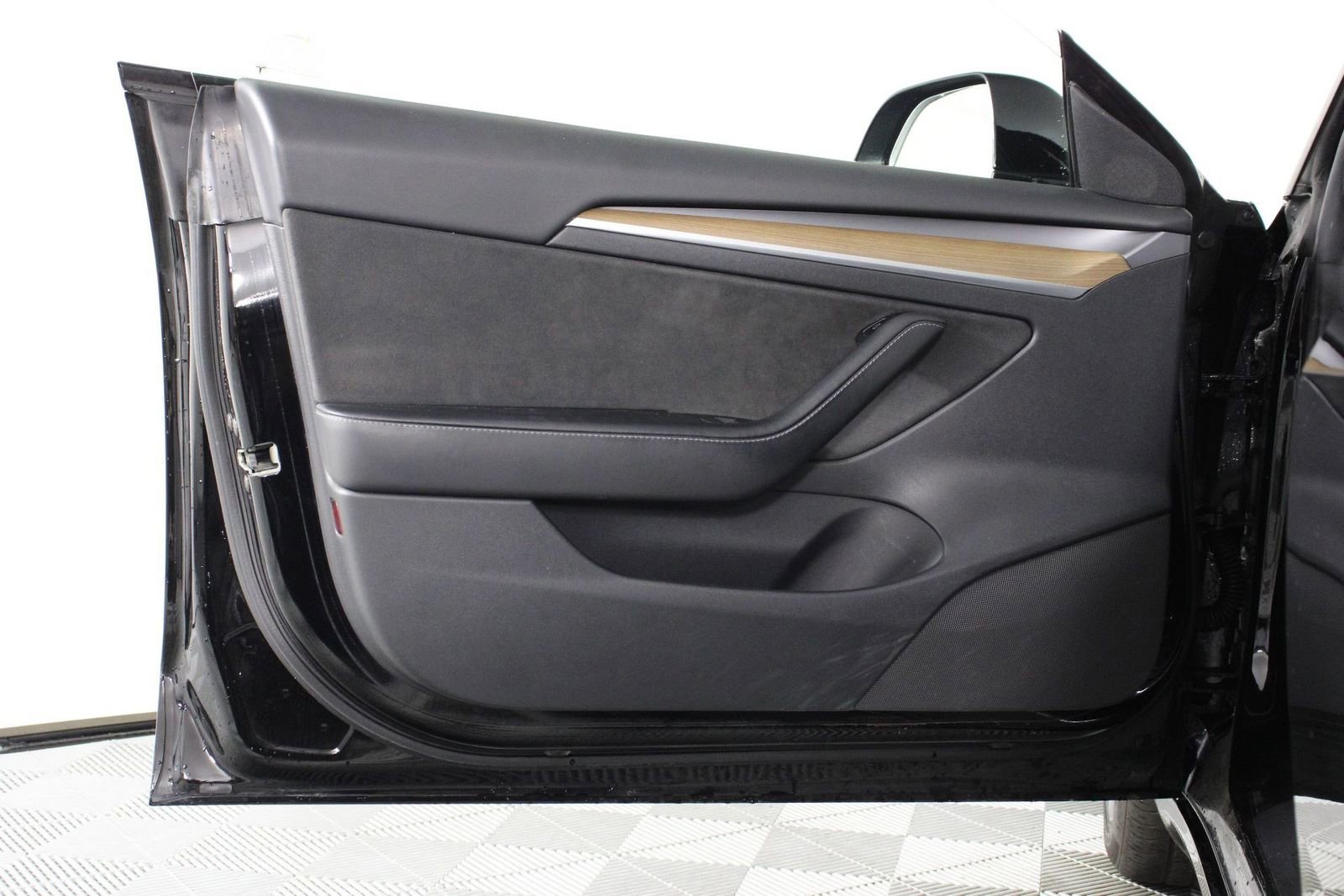 Used 2021 Tesla Model 3 Long Range image 17