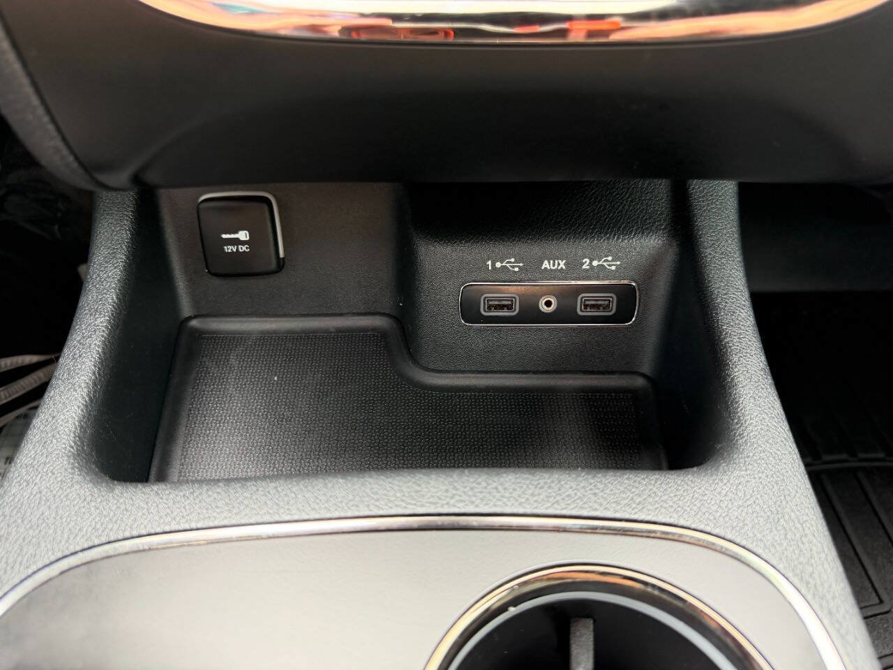 Used 2018 Dodge Durango R/T w/ Technology Group AWD/4WD image 33