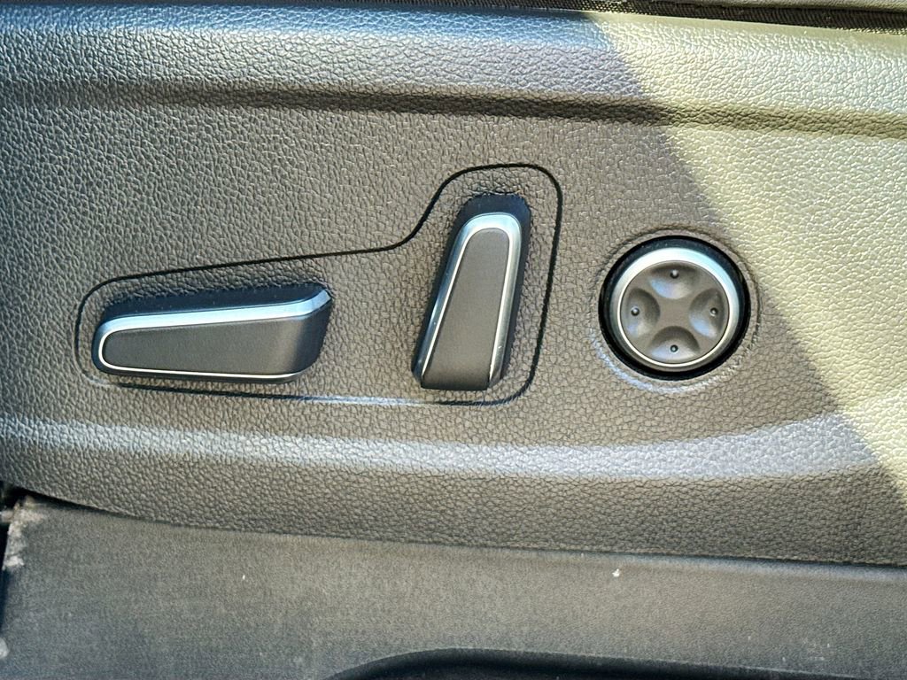 Used 2024 Hyundai Palisade SEL w/ Premium Package image 27