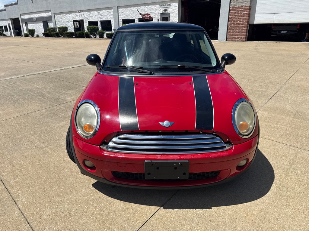 Used 2008 MINI Cooper Hardtop FWD image 2