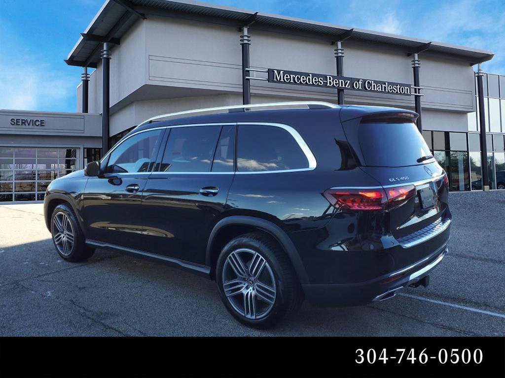 Used 2025 Mercedes-Benz GLS 450 4MATIC image 5