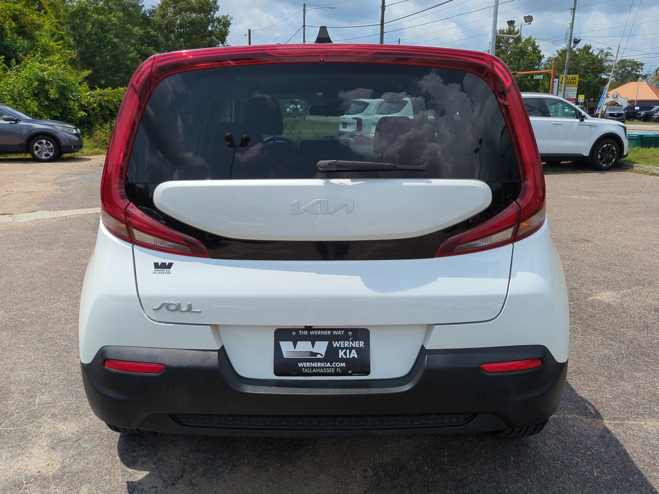 Certified 2022 Kia Soul LX w/ Technology Package FWD image 6