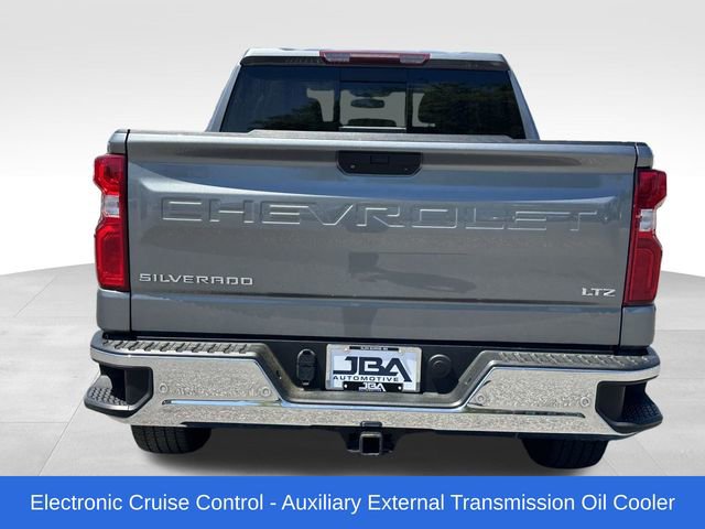 Used 2022 Chevrolet Silverado 1500 LTZ w/ LTZ Convenience Package II AWD/4WD image 25