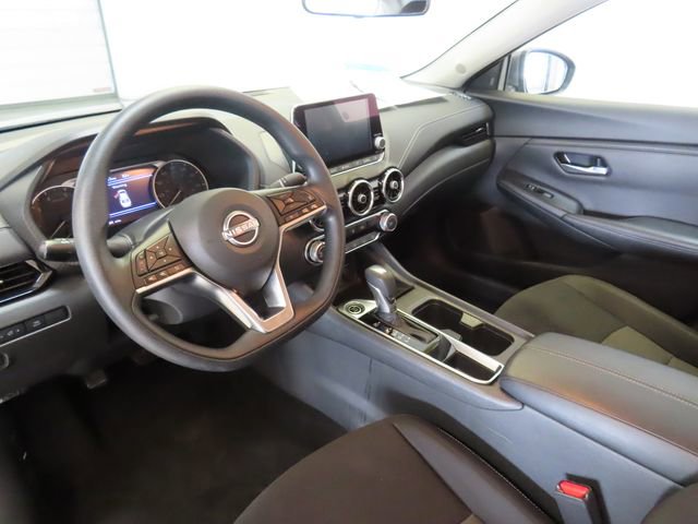 Used 2025 Nissan Sentra SV FWD image 4