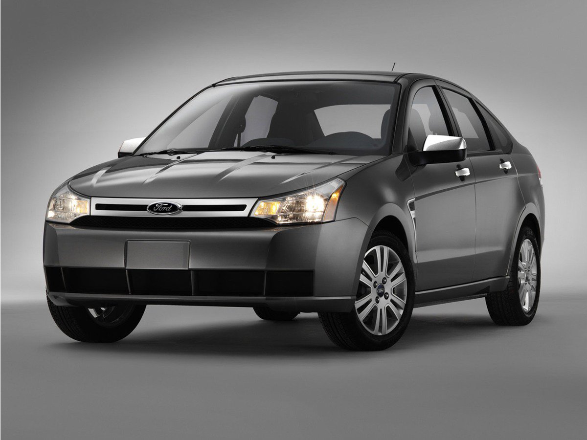 Used 2010 Ford Focus SE FWD image 1