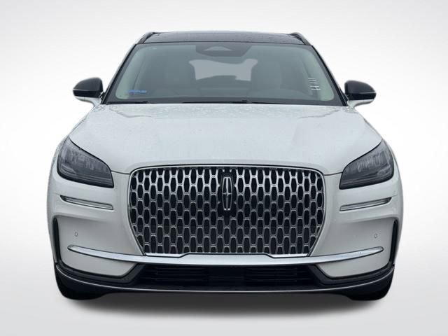 New 2026 Lincoln Corsair Premiere image 3