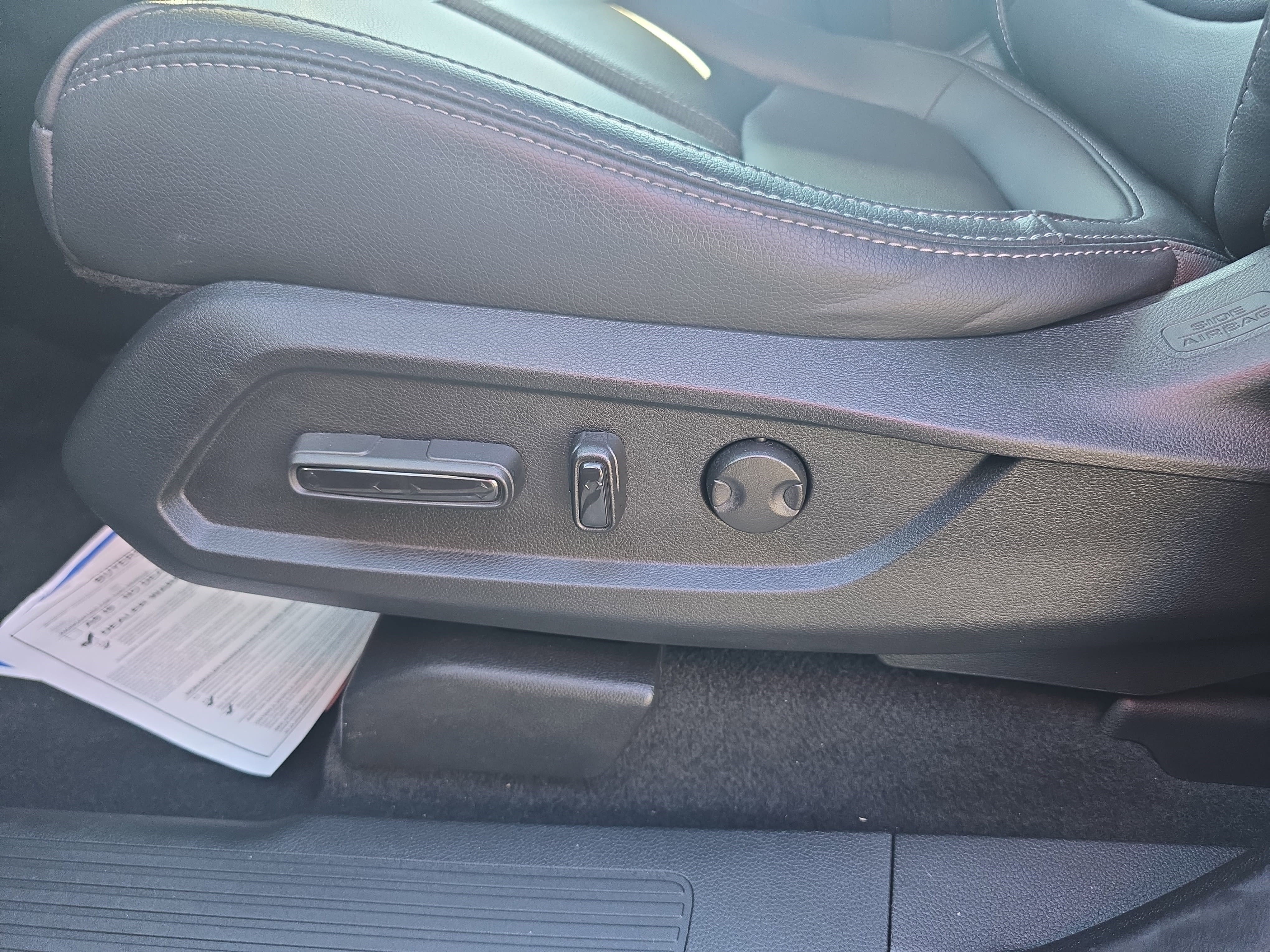 Used 2025 Honda Pilot EX-L image 30