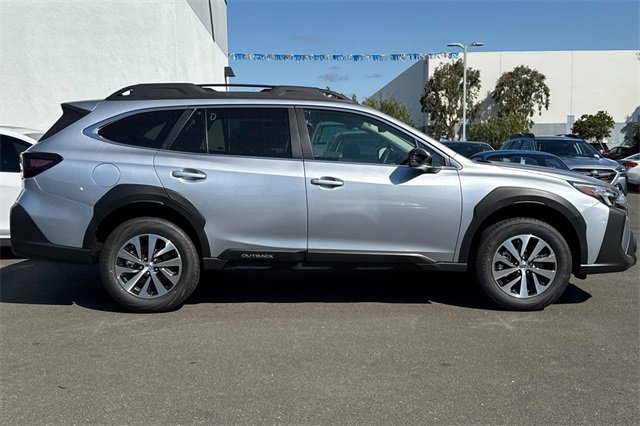New 2025 Subaru Outback Premium image 3
