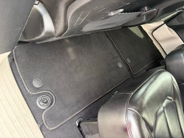 Used 2023 Chrysler Pacifica Touring-L FWD image 35