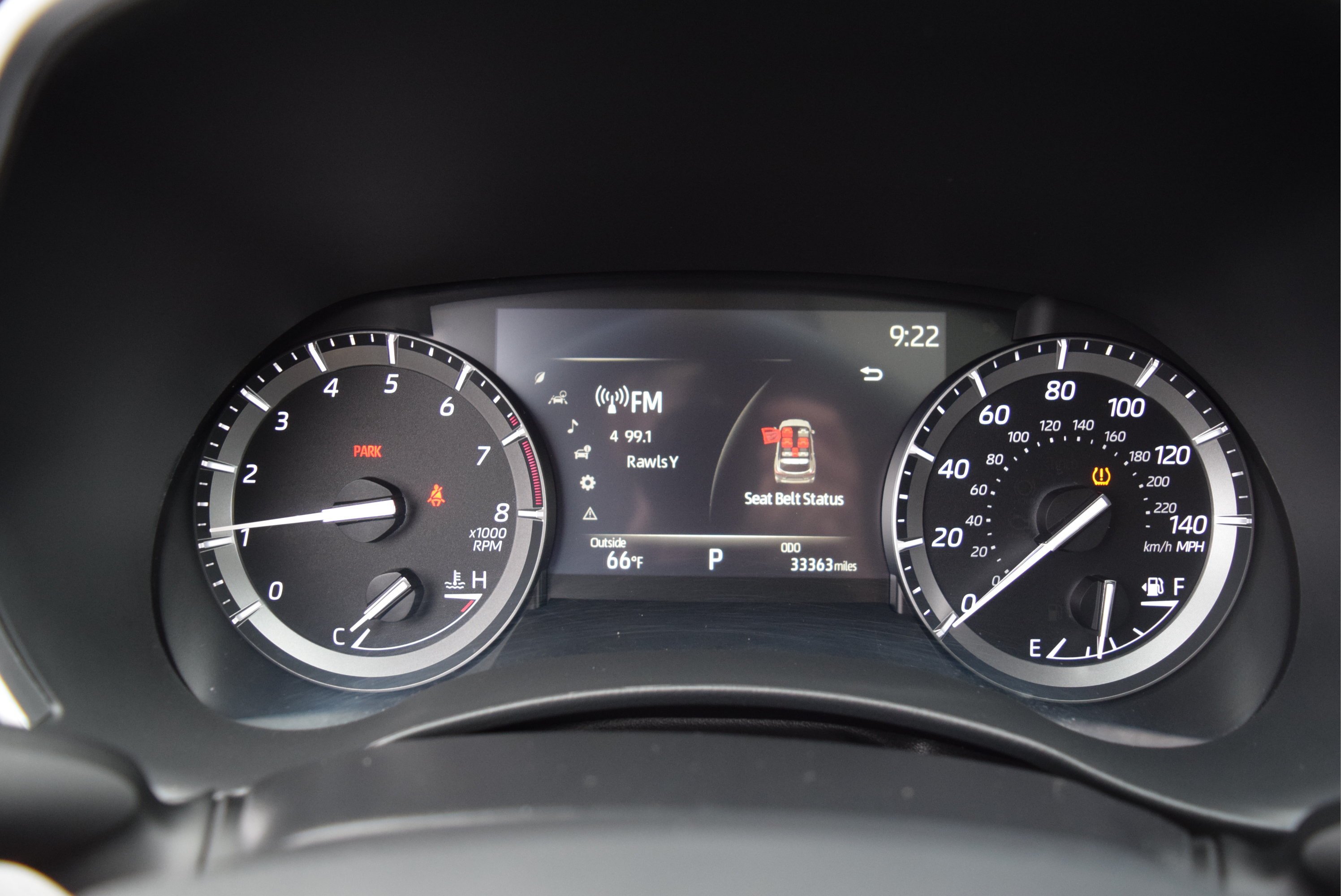 Used 2021 Toyota Highlander XLE AWD/4WD image 14