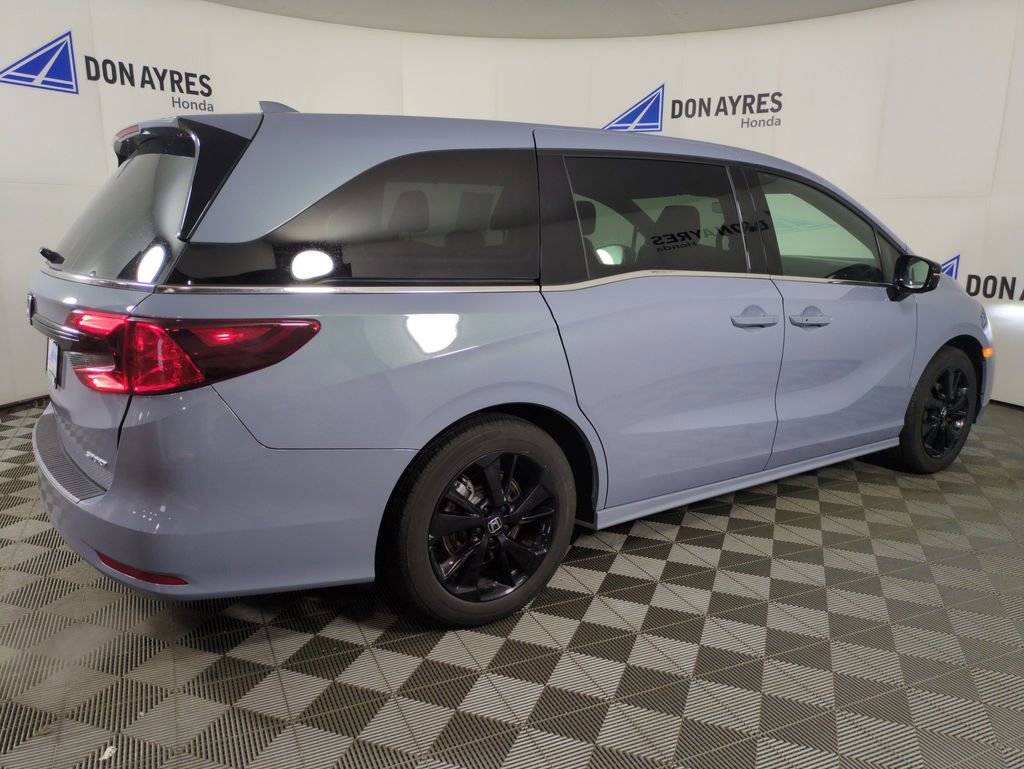 Certified 2024 Honda Odyssey Sport image 9