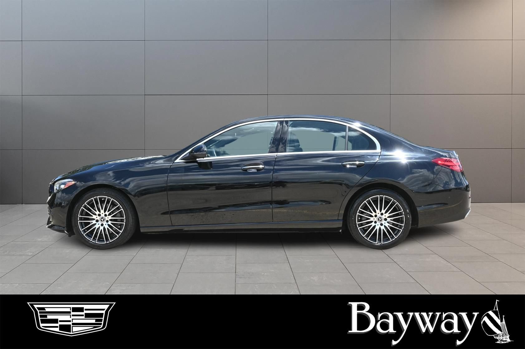 Used 2025 Mercedes-Benz C 300 Sedan image 5