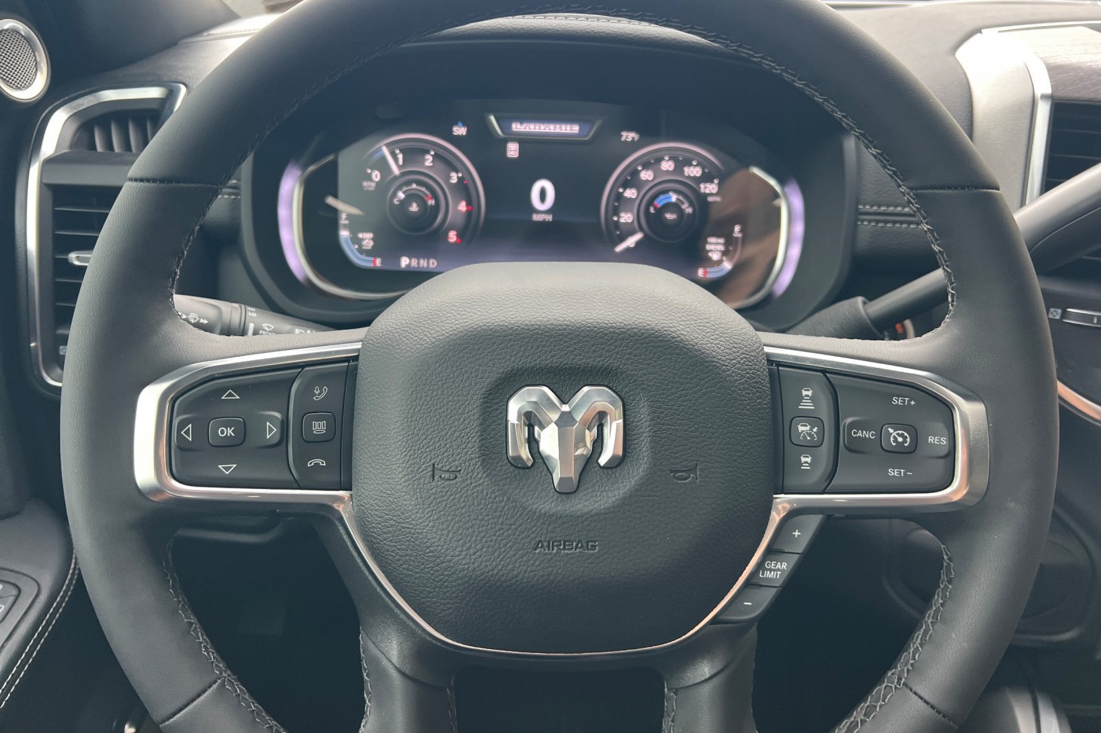 New 2026 RAM 3500 Laramie AWD/4WD image 24