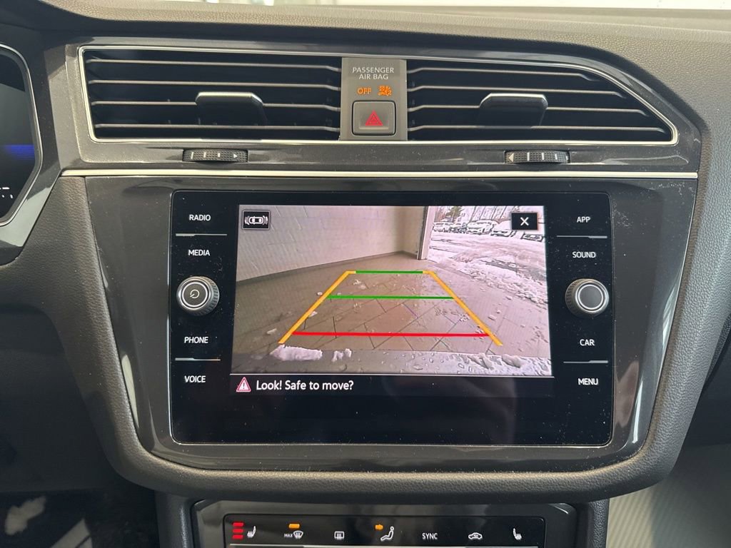 Used 2024 Volkswagen Tiguan SE image 24