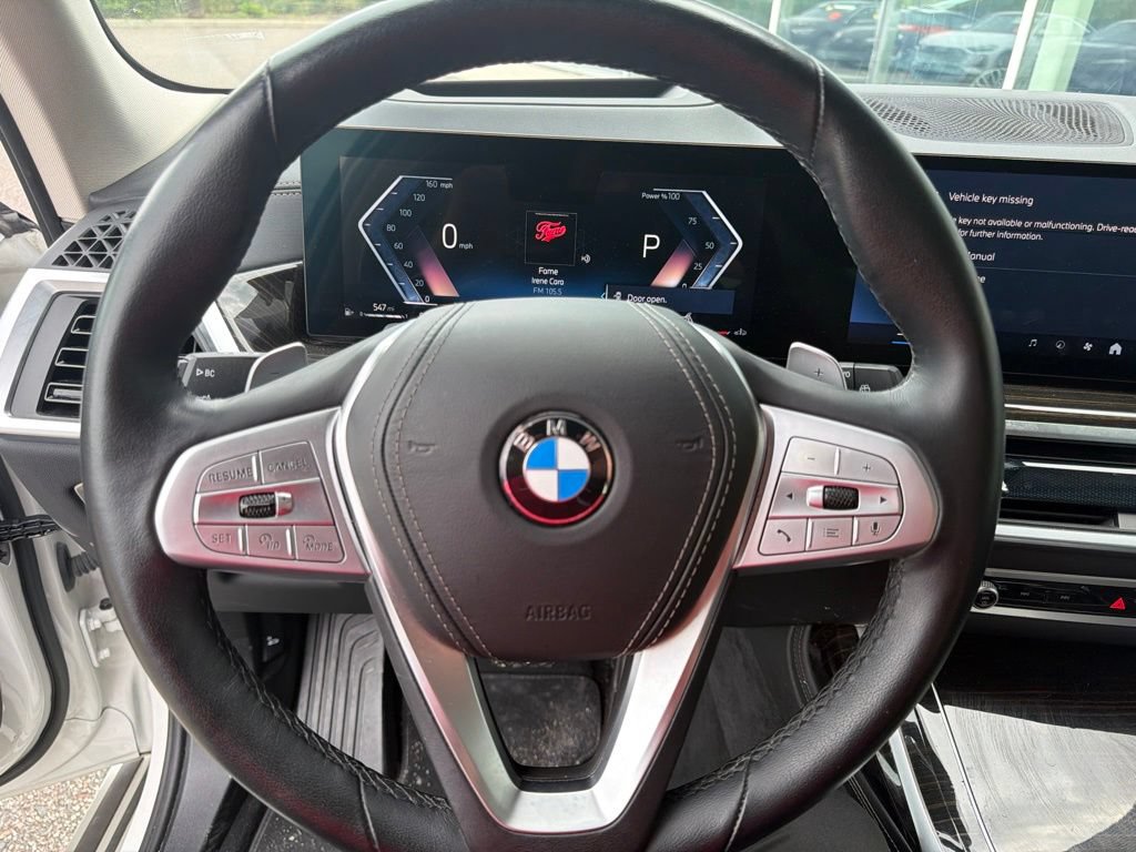 Used 2025 BMW X7 xDrive40i AWD/4WD image 9