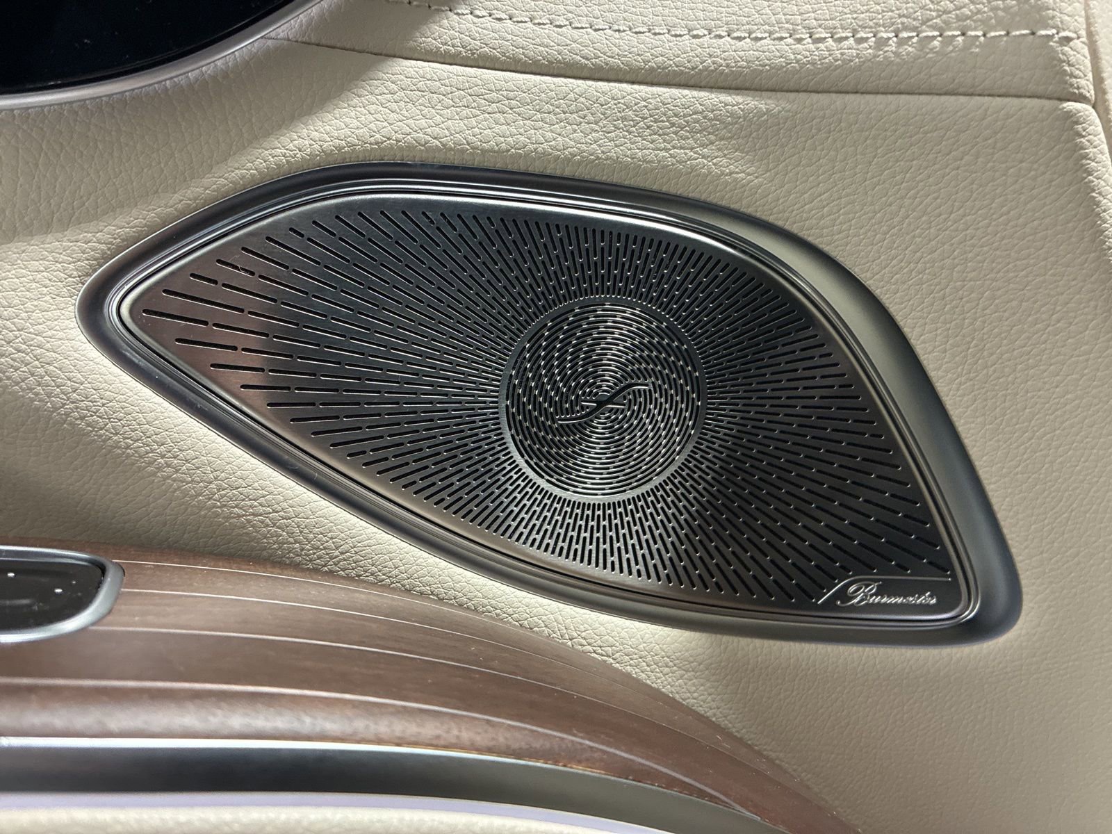 Used 2023 Mercedes-Benz EQS 450+ 4MATIC SUV image 14