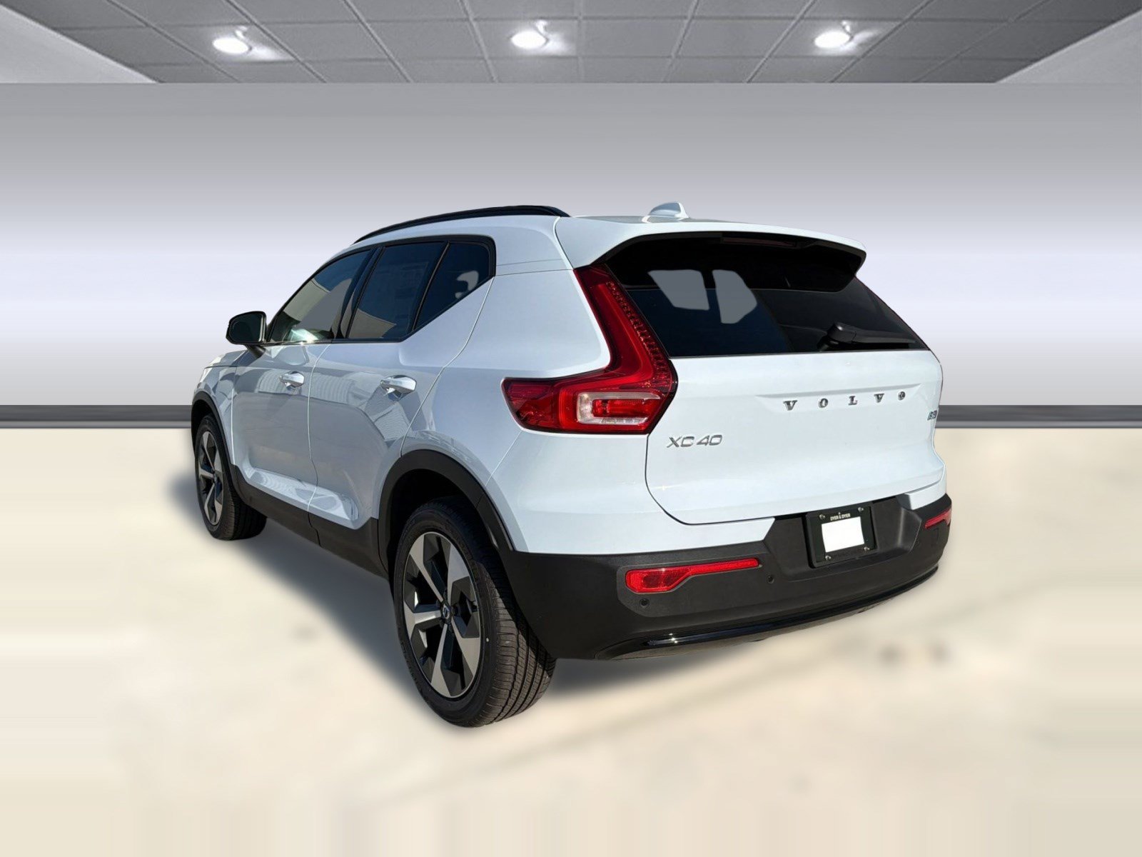 New 2026 Volvo XC40 B5 Plus w/ Protection Package Premier AWD/4WD image 3