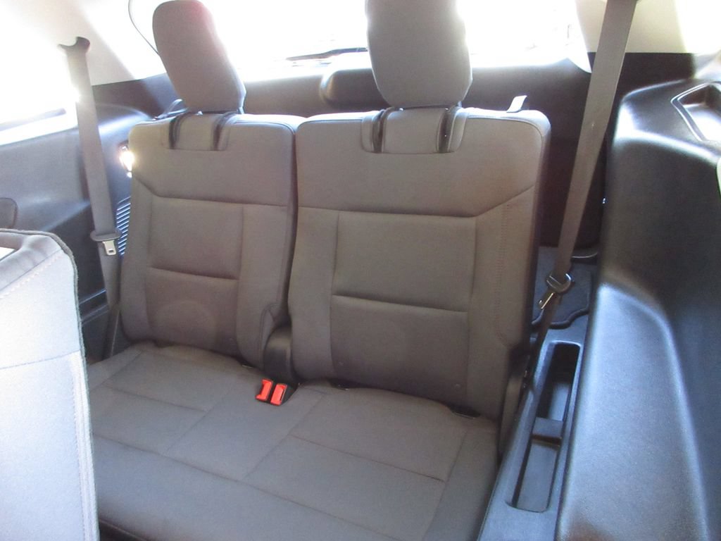 Certified 2026 Ford Explorer Active RWD image 25