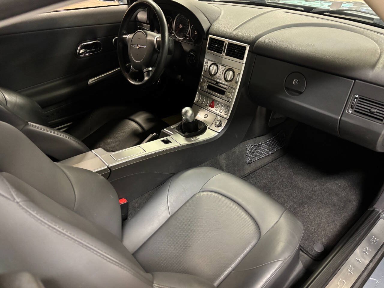 Used 2004 Chrysler Crossfire Coupe RWD image 25
