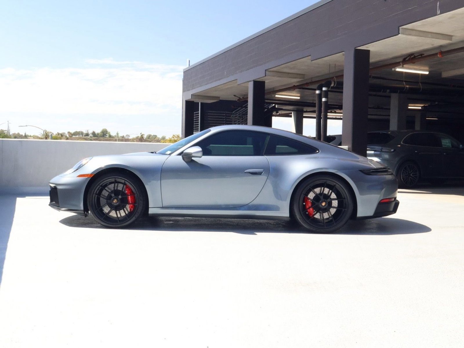 Certified 2025 Porsche 911 Carrera GTS RWD video 2