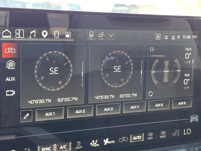 Used 2026 GMC Hummer EV SUV w/ LPO, Dark Essentials Package AWD/4WD image 35