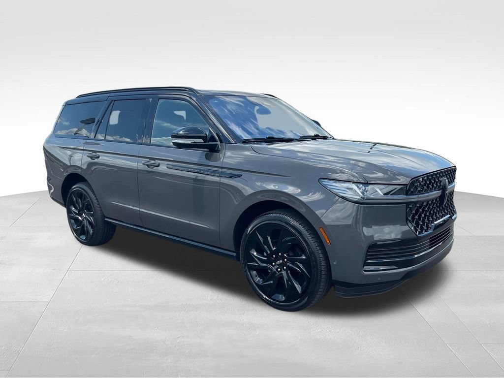 Used 2025 Lincoln Navigator Black Label AWD/4WD image 7