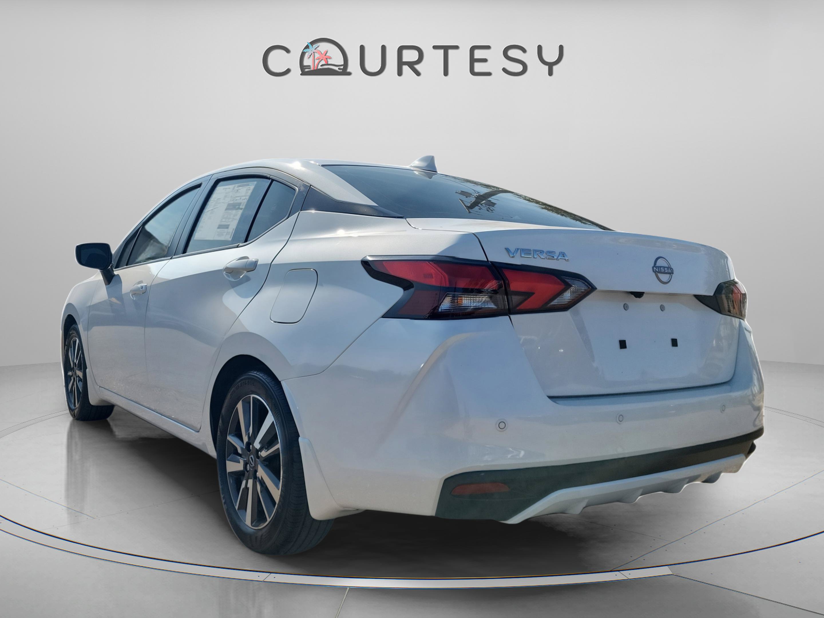 New 2025 Nissan Versa SV w/ Trunk Package FWD image 4