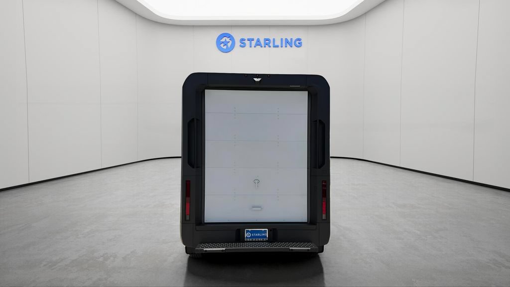 Used 2024 Chevrolet Brightdrop 400 w/ Commercial Equipment Package AWD/4WD image 7