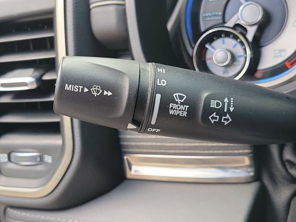 Used 2020 RAM 1500 Laramie Limited image 31