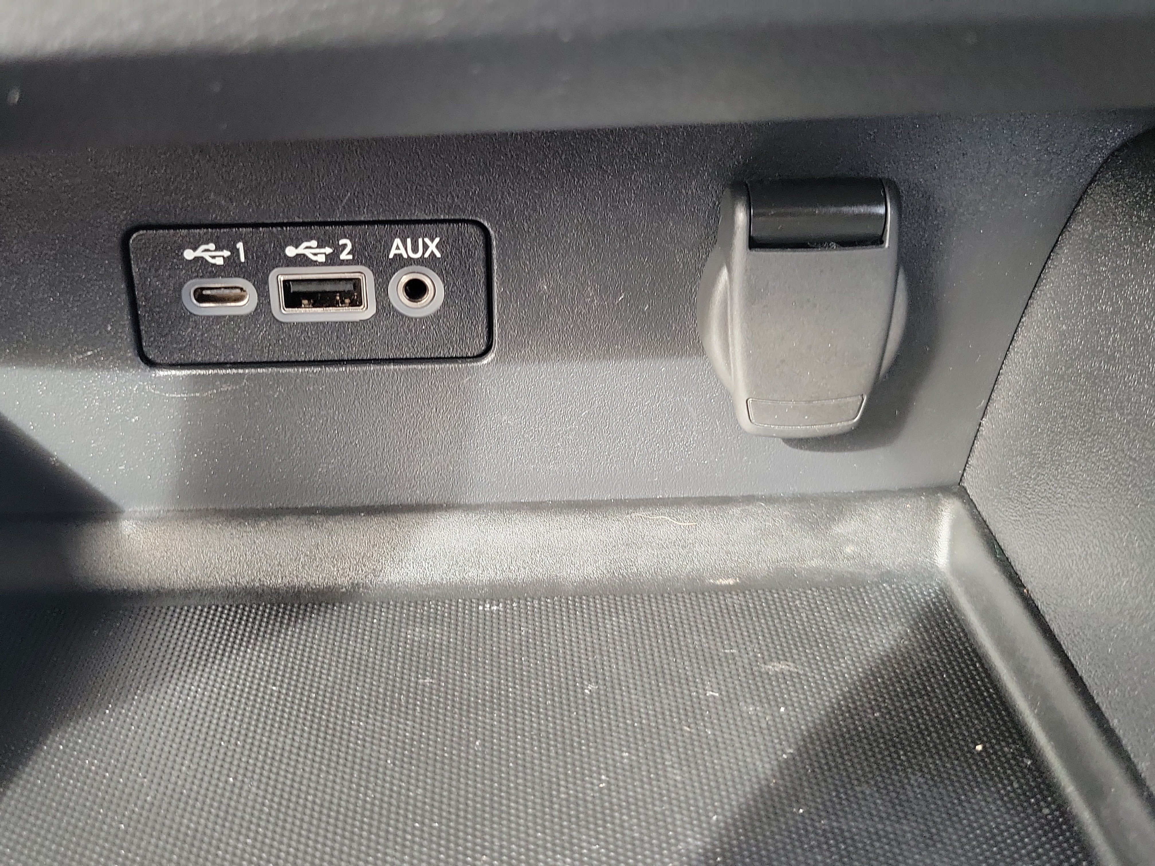 Certified 2025 Nissan Altima 2.5 S FWD image 29