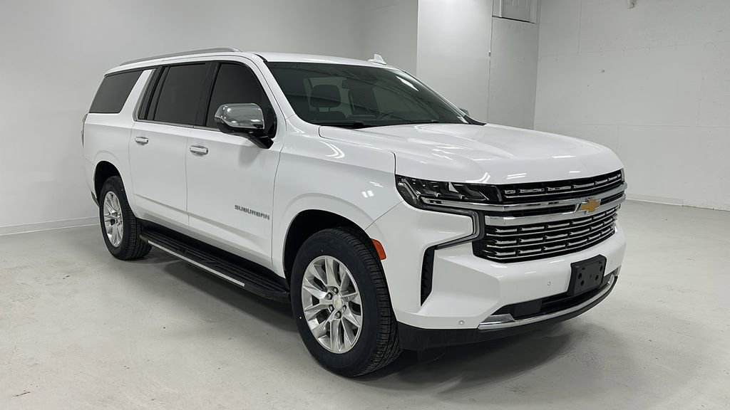 Used 2023 Chevrolet Suburban Premier image 8