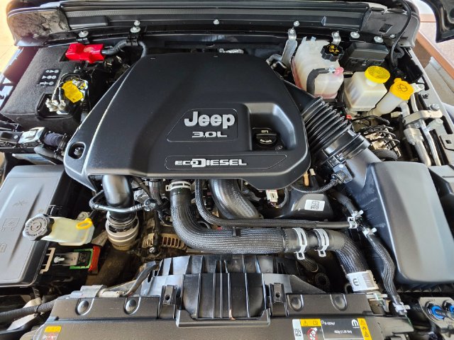 Certified 2023 Jeep Gladiator Rubicon w/ Trailer Tow Package AWD/4WD image 26