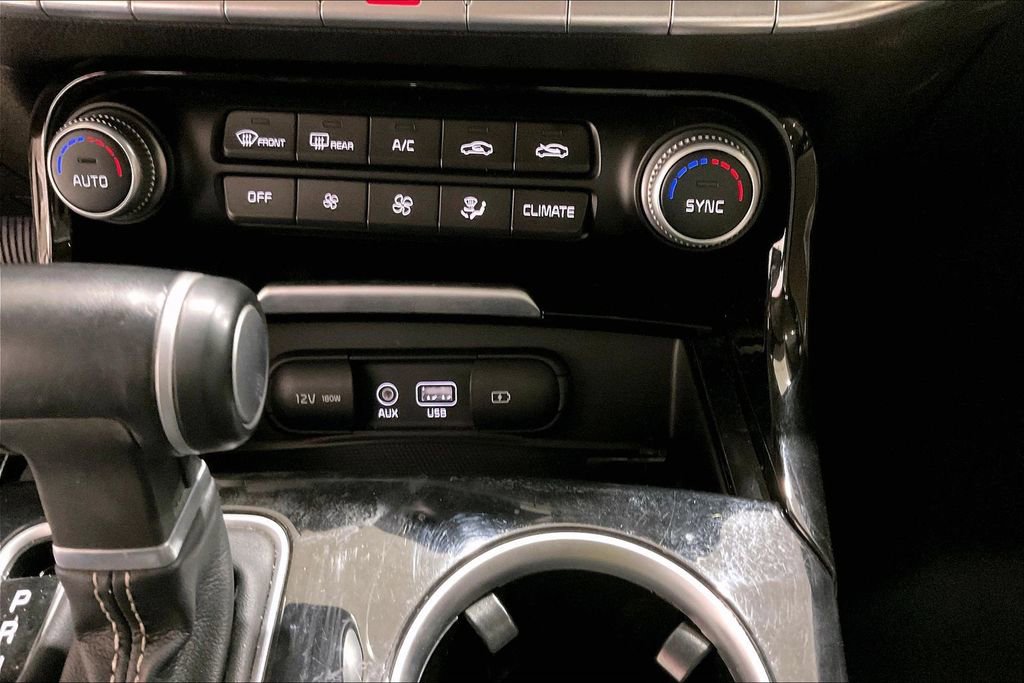 Used 2018 Kia Stinger Premium RWD image 30