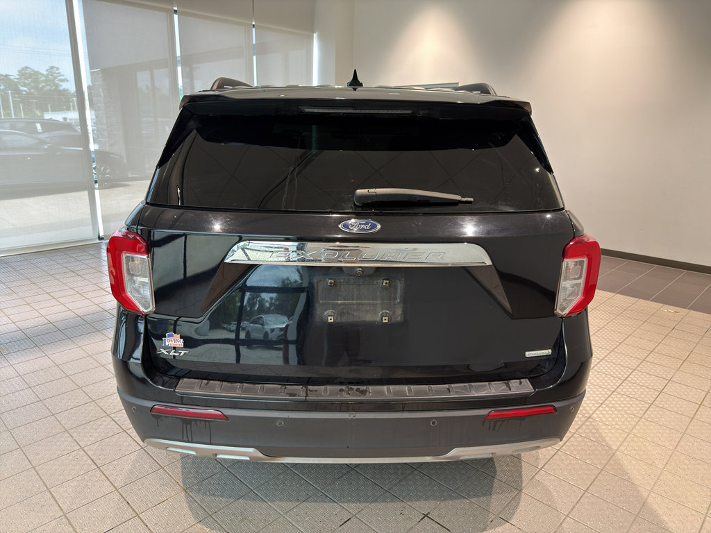 Used 2020 Ford Explorer XLT w/ Equipment Group 202A RWD image 4