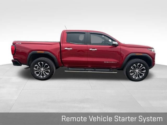 Used 2024 GMC Canyon Denali image 17