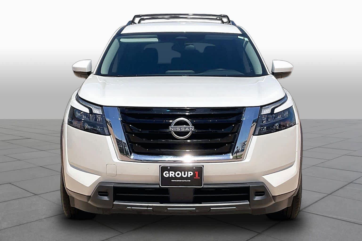 Used 2024 Nissan Pathfinder SV w/ Cargo Package AWD/4WD image 5