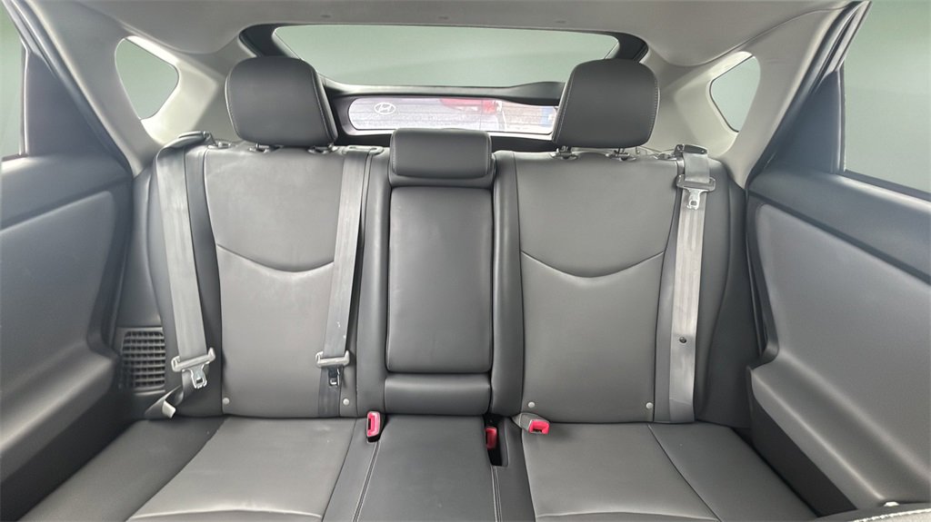 Used 2014 Toyota Prius Four image 11