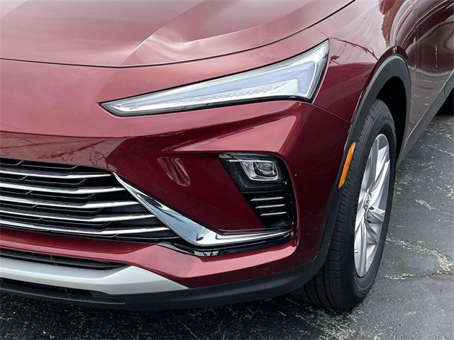 Used 2025 Buick Envista Preferred w/ Convenience I Package image 8