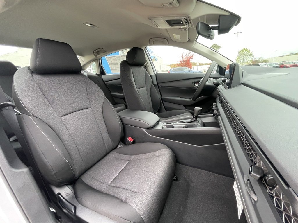 New 2025 Honda Accord LX image 11