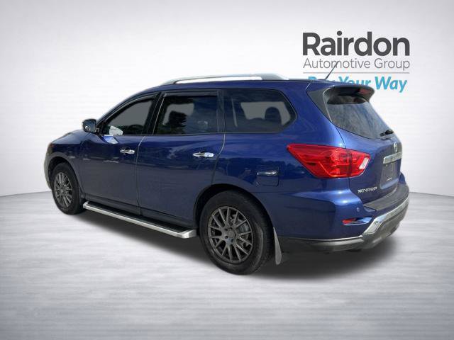 Used 2018 Nissan Pathfinder SV AWD/4WD image 5