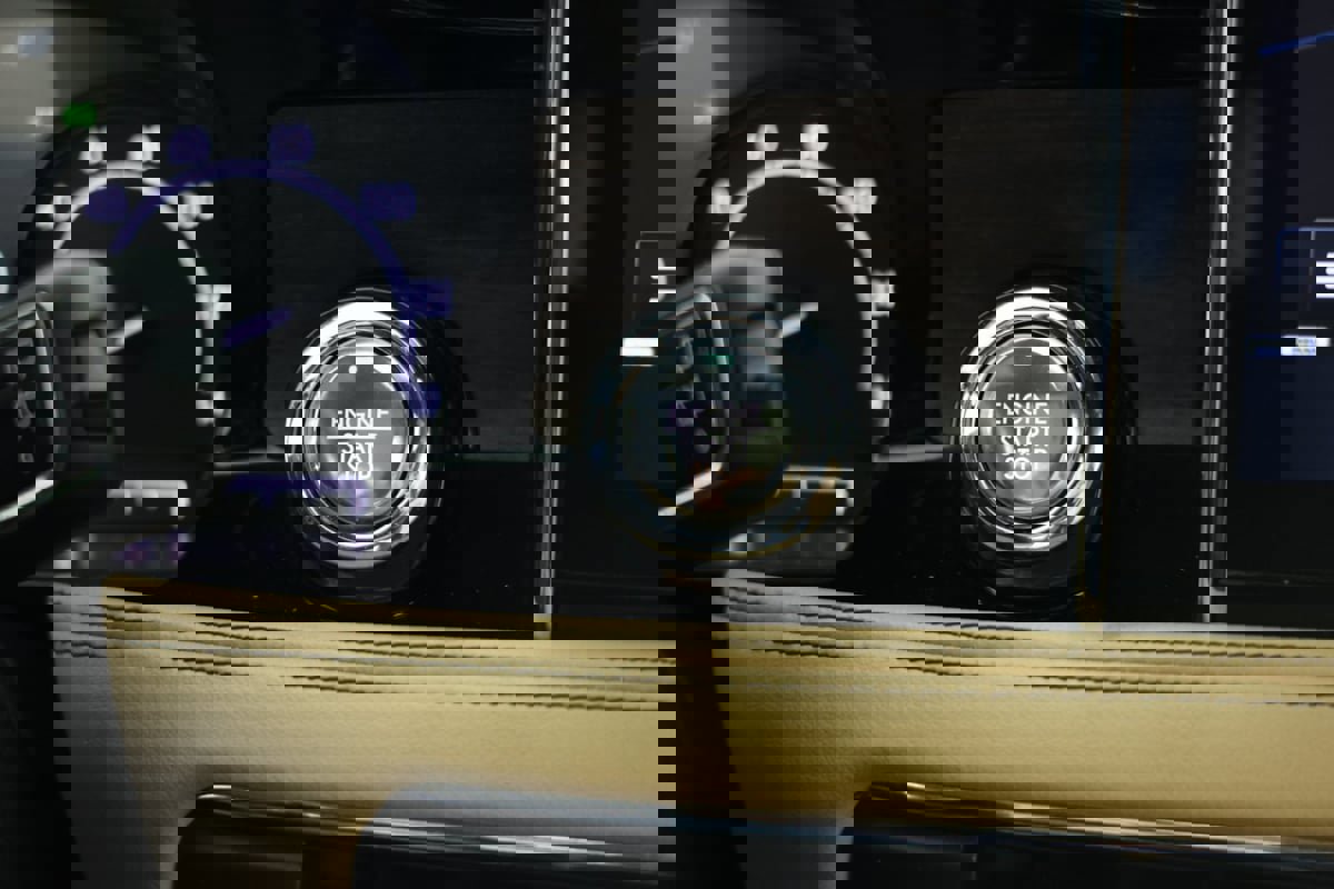 Used 2020 Lincoln Corsair Reserve w/ Equipment Group 201A image 18