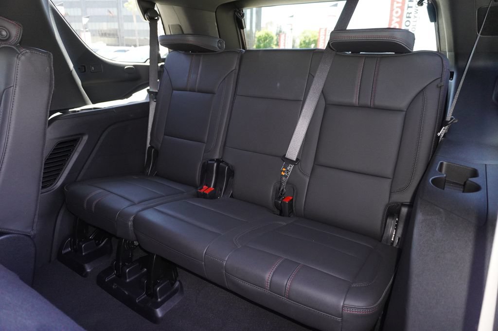 Used 2026 Chevrolet Tahoe RST RWD image 11