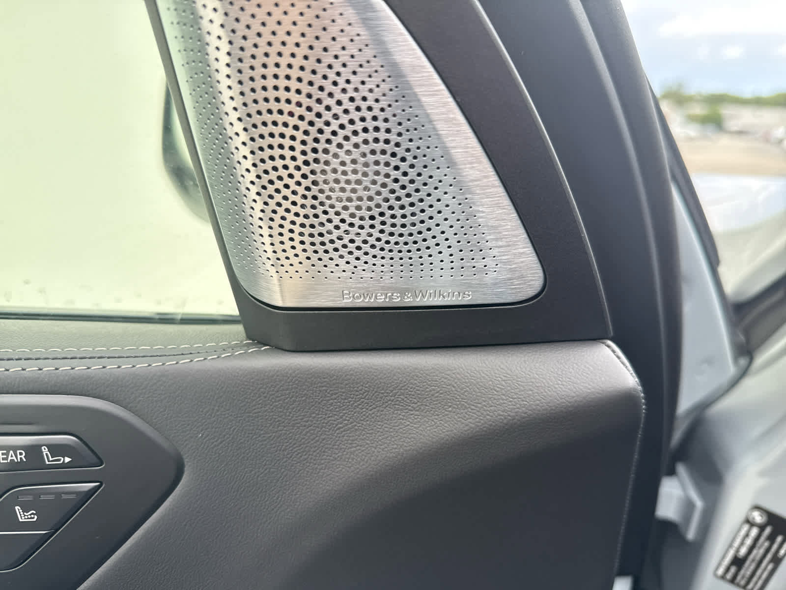 New 2026 BMW ALPINA XB7 image 22
