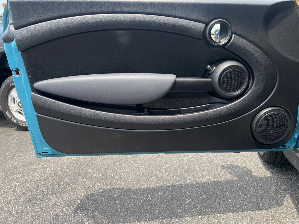 Used 2007 MINI Cooper Hardtop FWD image 32