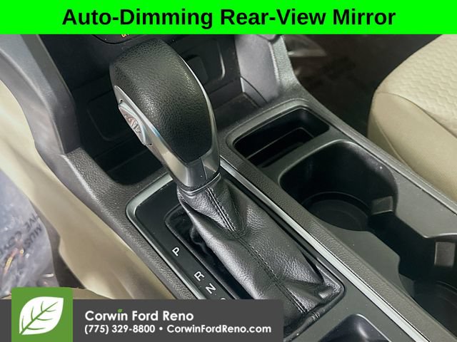 Used 2018 Ford Escape SE w/ Ford Safe & Smart Package AWD/4WD image 16