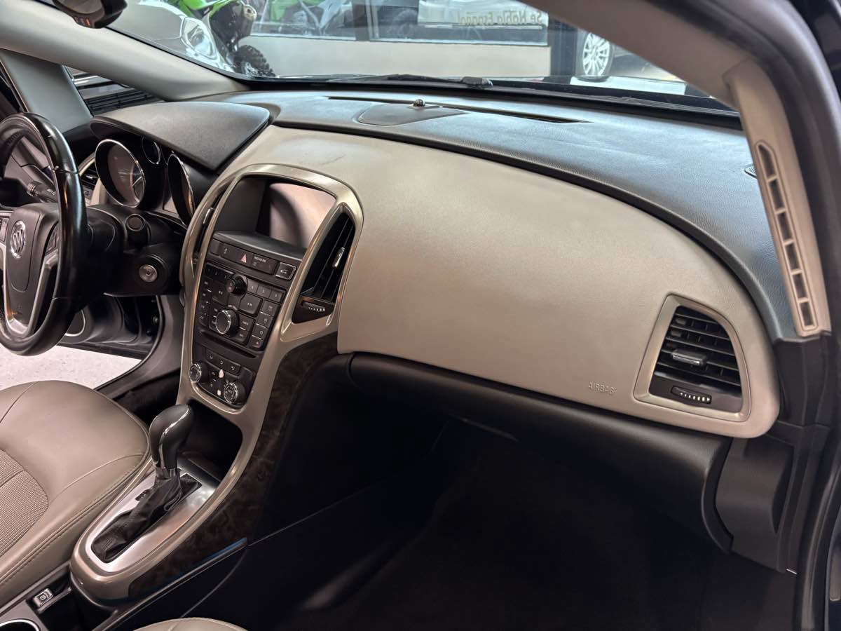 Used 2015 Buick Verano image 14