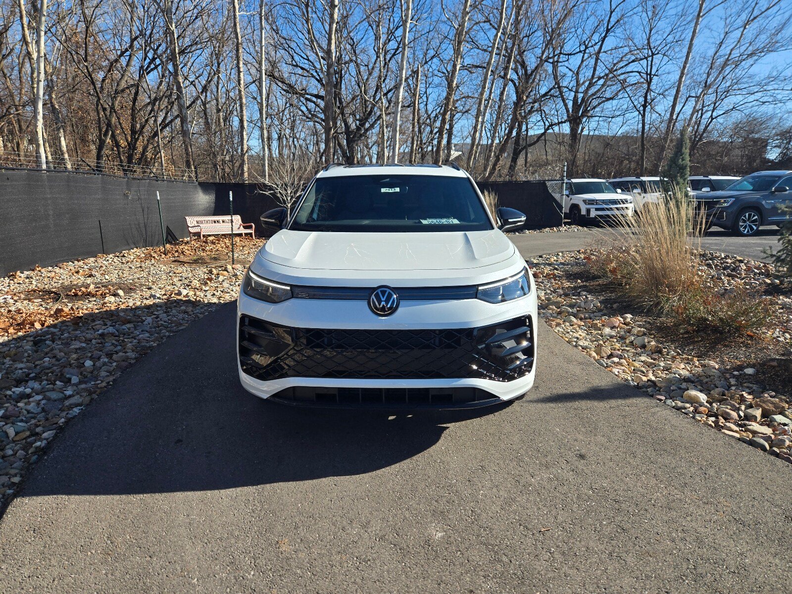 New 2026 Volkswagen Tiguan SE R-Line AWD/4WD image 10