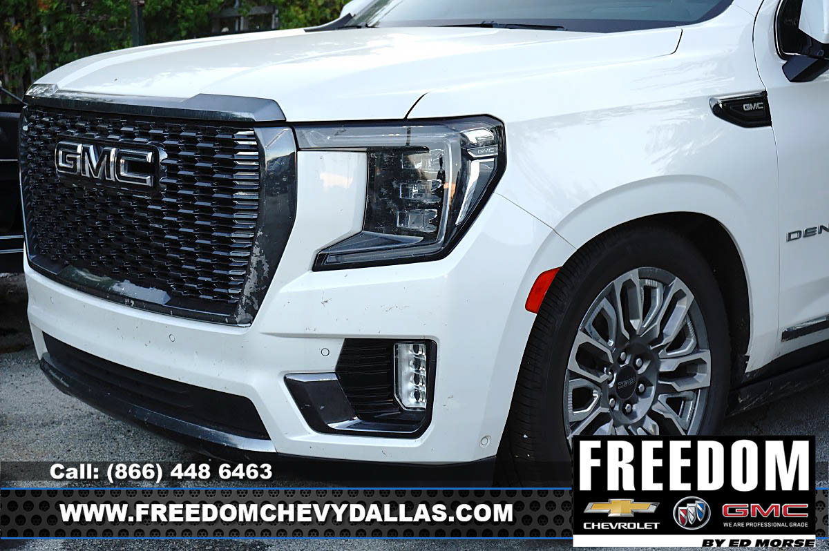 Used 2023 GMC Yukon Denali Ultimate AWD/4WD image 7