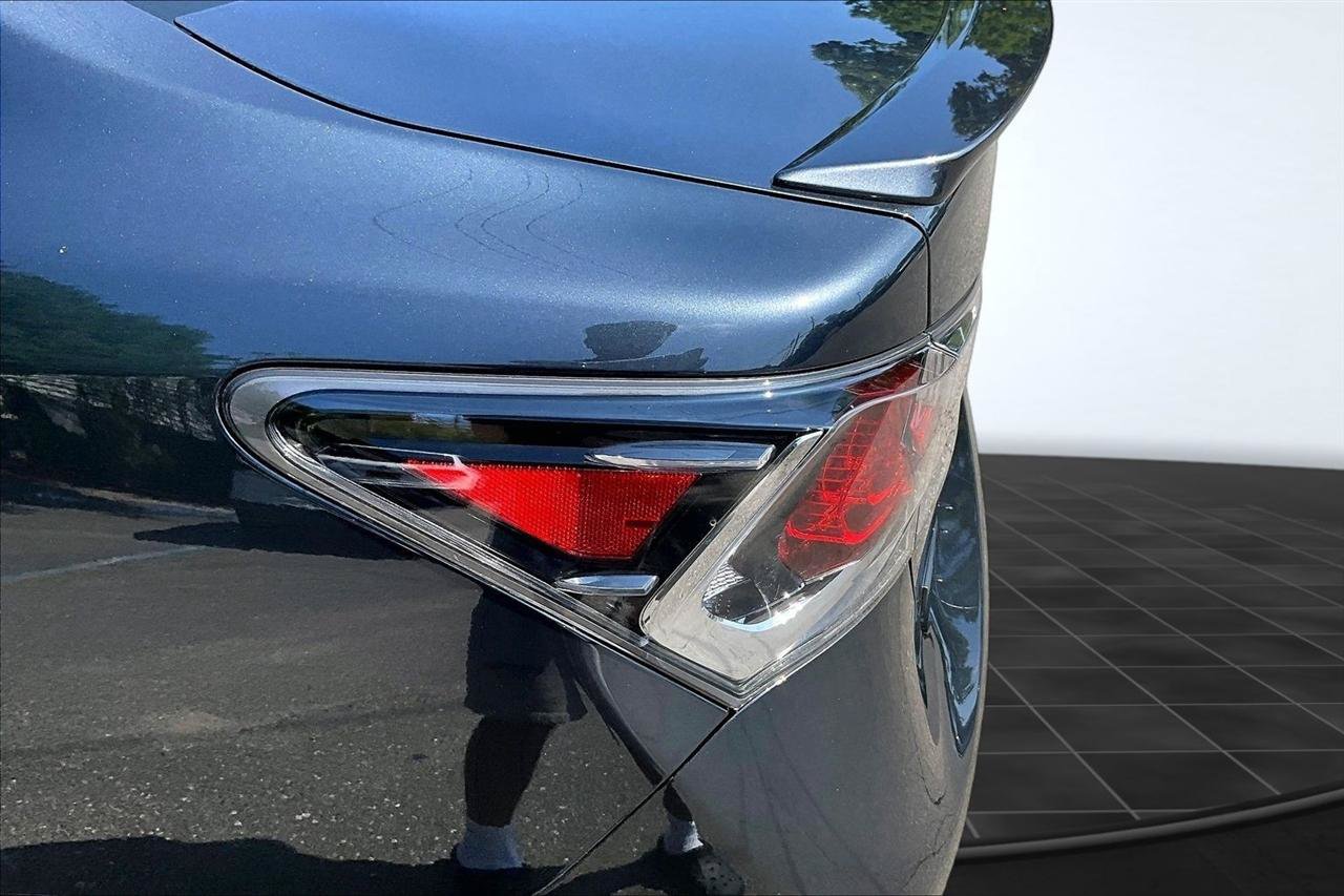 Used 2018 Lexus GS 350 F Sport AWD/4WD image 23